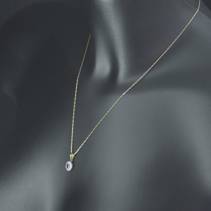 18ct Yellow Gold 0.18ct Diamond & 0.33ct Tanzanite Necklace 18'' - Image 4