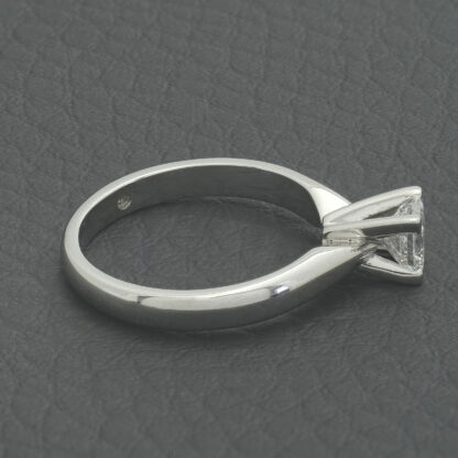 Platinum 0.35ct Princess Cut Diamond Solitaire ring - Image 3