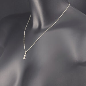 18ct White Gold 0.36ct Diamond 3 Stone Necklace 18&#8243;