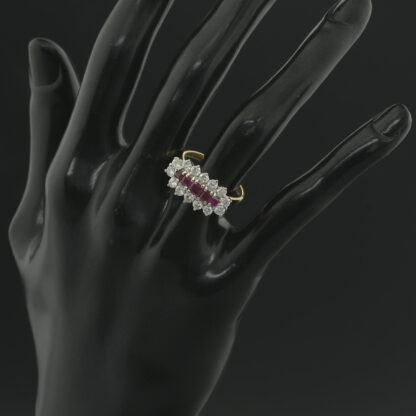 18ct Yellow Gold 0.70ct Diamond & 0.50ct Ruby Boat Ring - Image 4