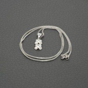 18ct White Gold 0.10ct Diamond Necklace 16&#8243;