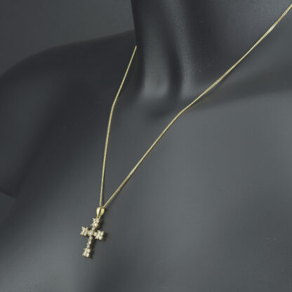 18ct Yellow Gold 1.00ct Diamond Cross Necklace 18" - Image 2
