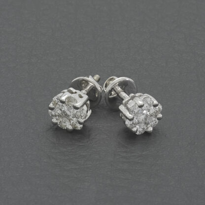 18ct White Gold 0.50ct Diamond Cluster Earrings - Image 2