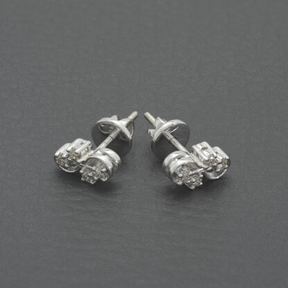 18ct White Gold 0.20ct Diamond Stud Earrings - Image 3
