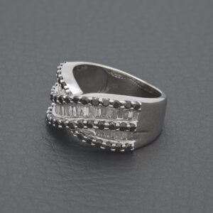 9ct White Gold 0.50ct Black Diamond and 0.50ct Diamond Dress Ring