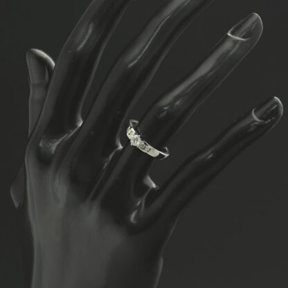 Platinum 0.34ct Diamond Ring - Image 4