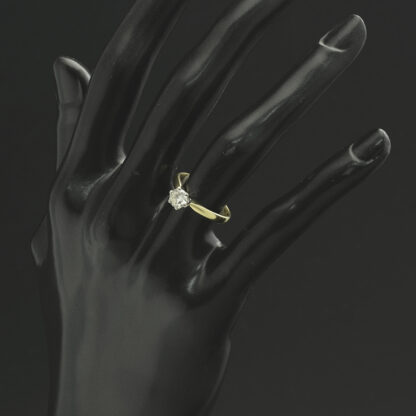 18ct Yellow Gold 0.53ct Diamond Solitaire Ring - Image 3