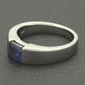 Platinum 1.00ct Sapphire Solitaire Ring