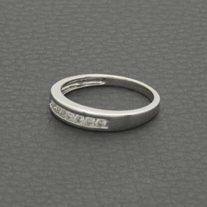 9ct White Gold 0.25ct Diamond Channel Eternity Ring - Image 3