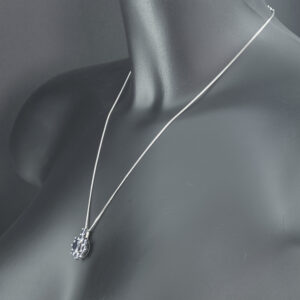 9ct White Gold 2.85ct Sapphire Cluster Necklace 20&#8243;