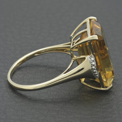 10ct Yellow Gold Citrine Ring - Image 3
