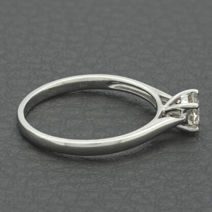 9ct White Gold 0.33ct Diamond Solitaire Ring - Image 3