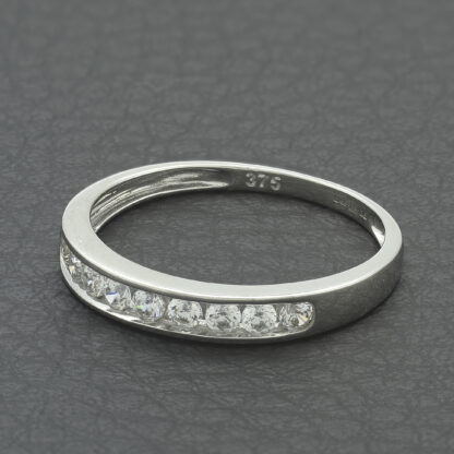 9ct White Gold 0.27ct Diamond Channel Eternity Ring - Image 2