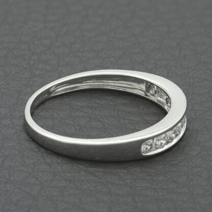 9ct White Gold 0.27ct Diamond Channel Eternity Ring - Image 3