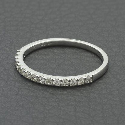 9ct White Gold 0.25ct Diamond Eternity Ring - Image 2