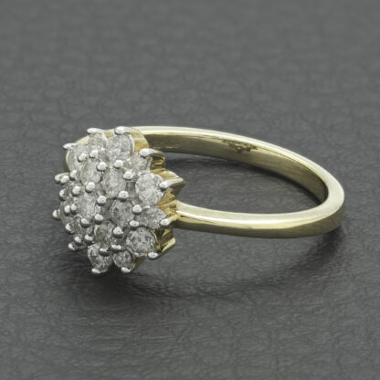 9ct Yellow Gold 0.50ct Diamond Cluster Ring - Image 2