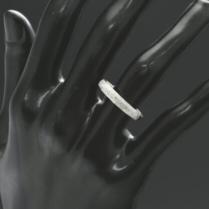 9ct White Gold 0.20ct Diamond Band - Image 4