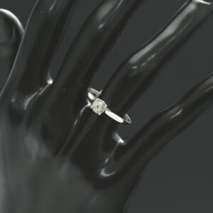 9ct White Gold 0.15ct Diamond Cluster Ring