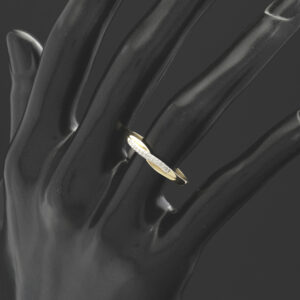 9ct Yellow Gold Diamond Twist Band