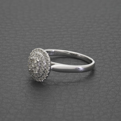 9ct White Gold 0.25ct Diamond Cluster Ring - Image 2