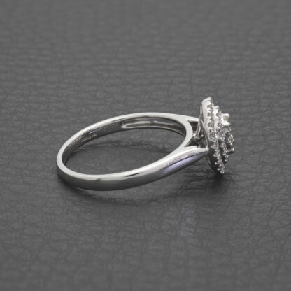 9ct White Gold 0.25ct Diamond Cluster Ring - Image 4