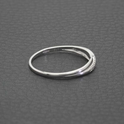 9ct White Gold Diamond Crossover Ring - Image 4