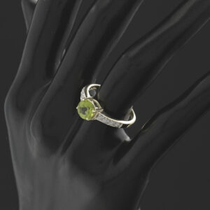 9ct Yellow Gold Peridot And Diamond Ring