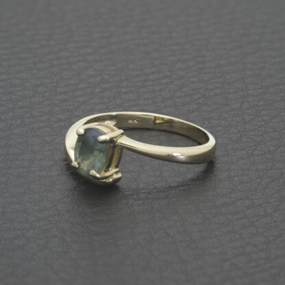 9ct Yellow Gold Alexandrite Ring - Image 2
