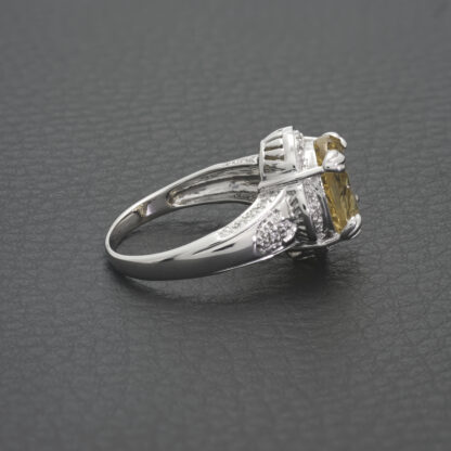 9ct White Gold 0.12ct Diamond & Citrine Ring - Image 2