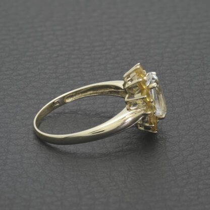 9ct Yellow Gold White Topaz & Yellow Sapphire Cluster Ring - Image 3