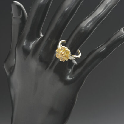 9ct Yellow Gold 0.05ct Diamond & 2.09ct Golden Sapphire Cluster Ring - Image 4