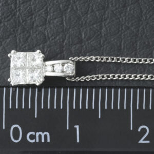 18ct White Gold 0.33ct Diamond Necklace 18&#8221;
