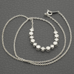 18ct White Gold 0.52ct Diamond Necklace 16&#8243;