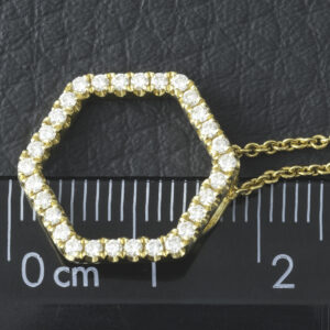 18ct Yellow Gold 0.30ct Diamond Hexagon Necklace 18&#8243;