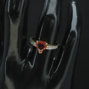 18ct Yellow Gold 1.25ct Padparadscha Sapphire & 0.038ct Diamond Ring