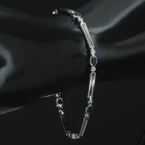 18ct White Gold 2.30ct Sapphire & 0.42ct Diamond Bracelet