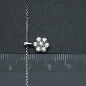 18ct White Gold 0.50ct Diamond Cluster Necklace 18″ 1mm