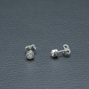 18ct White Gold 0.50ct Diamond Solitaire Stud Earrings